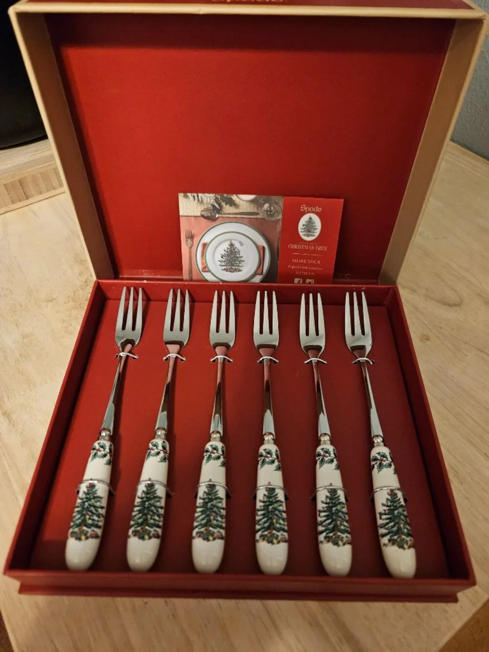 Spode Christmas Tree Set of 6 Pastry Forks